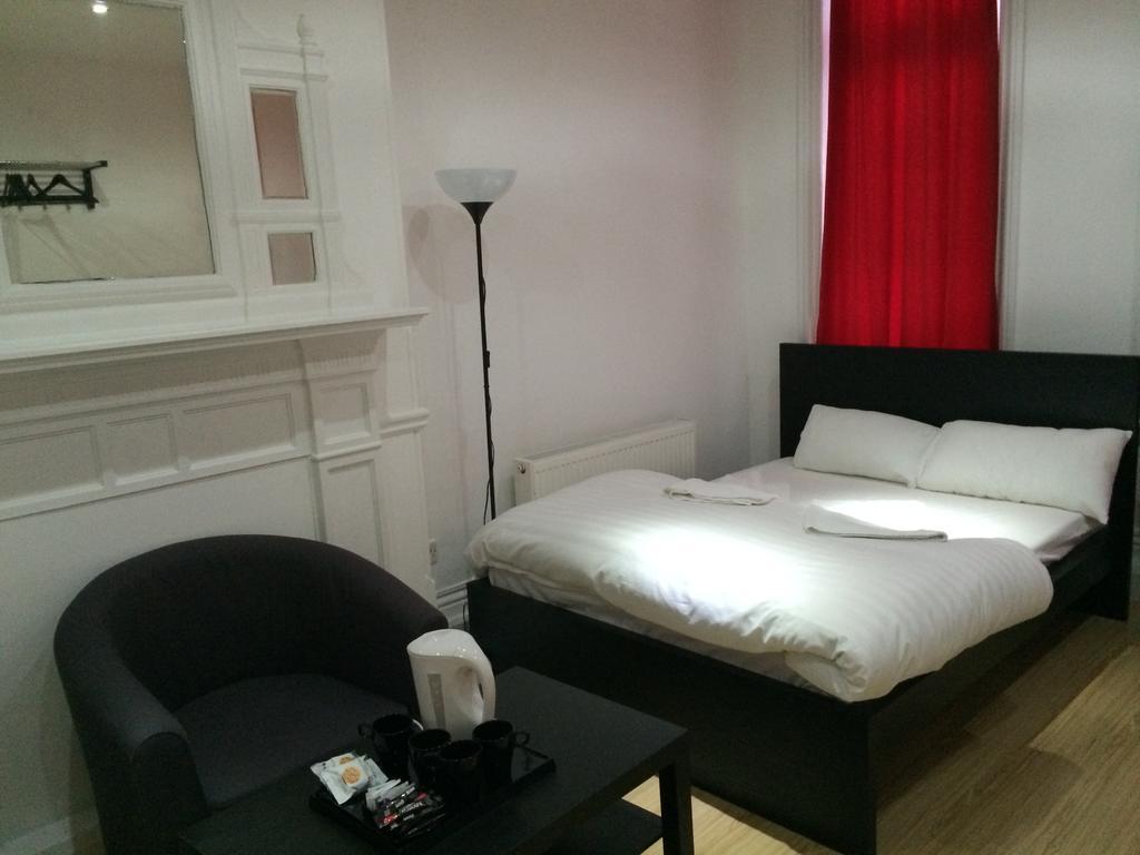 Hotel Duke Of Fife Barking  Zimmer foto